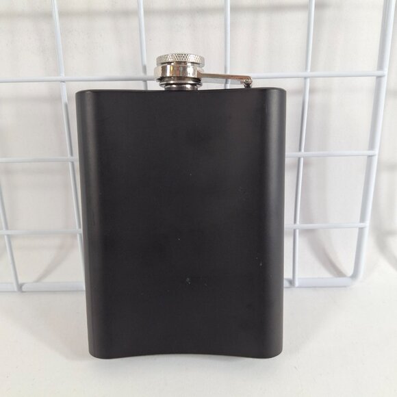 Toronto Maple Leafs 8oz. Laser Etched Flask New Without Tags - Picture 4 of 7